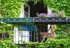 Meerschaum Valerooftop-and-balcony-gardens-18.jpg; ?>